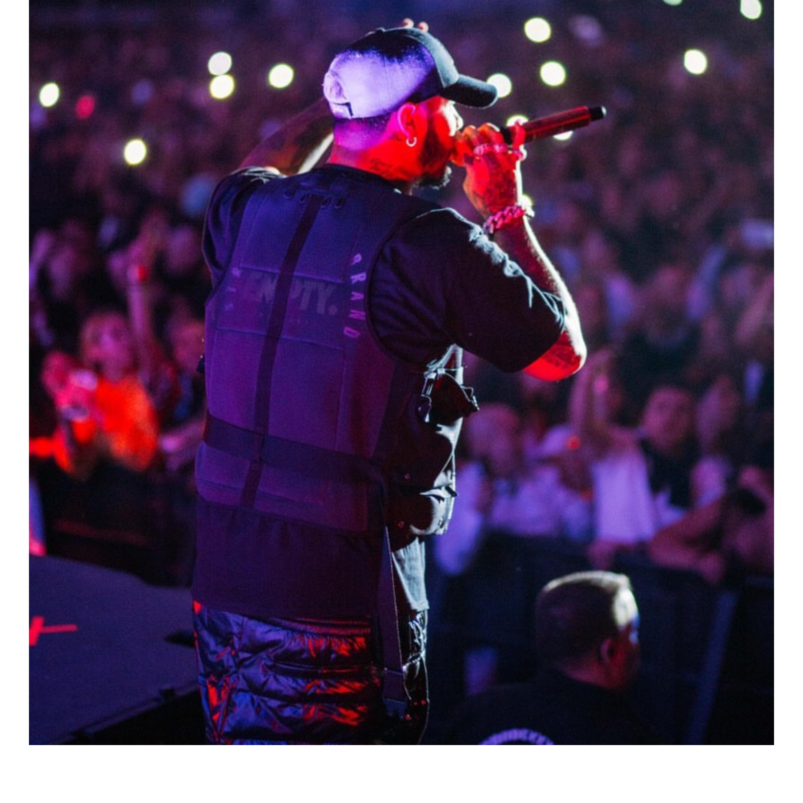 Empty running Black tshirt