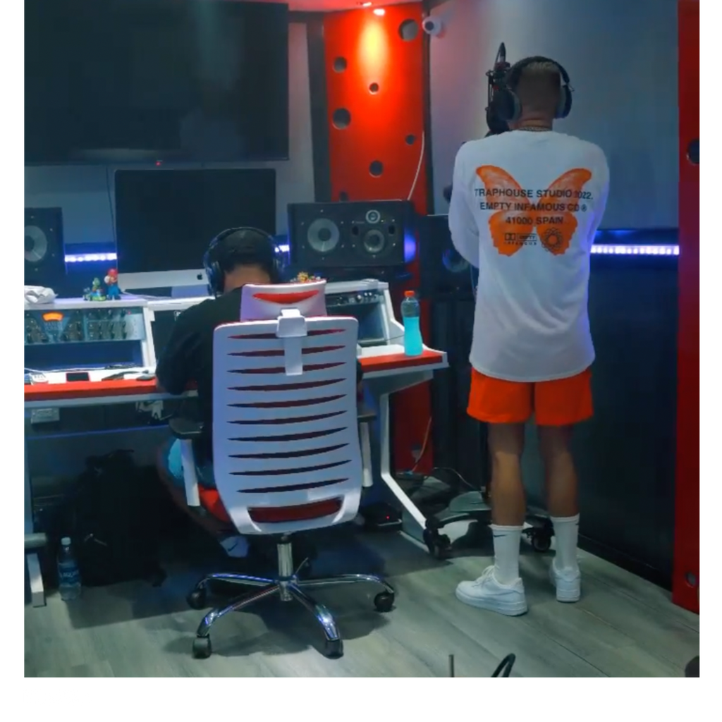 Butterfly White long sleeve